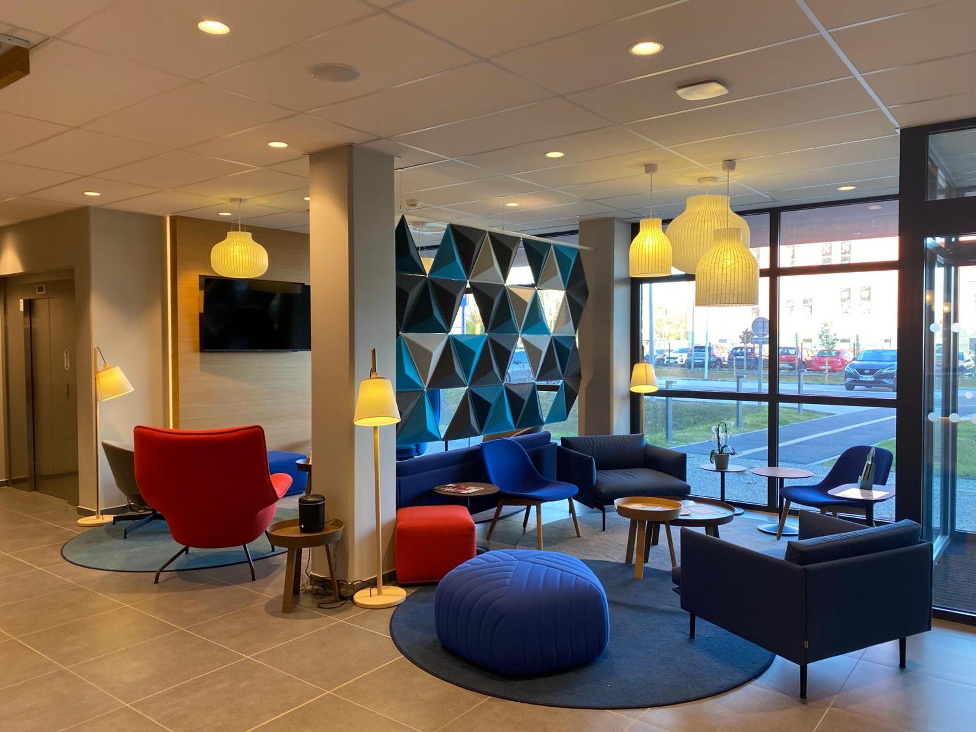 Holiday Inn Express Caen Epron By Ihg Esterno foto