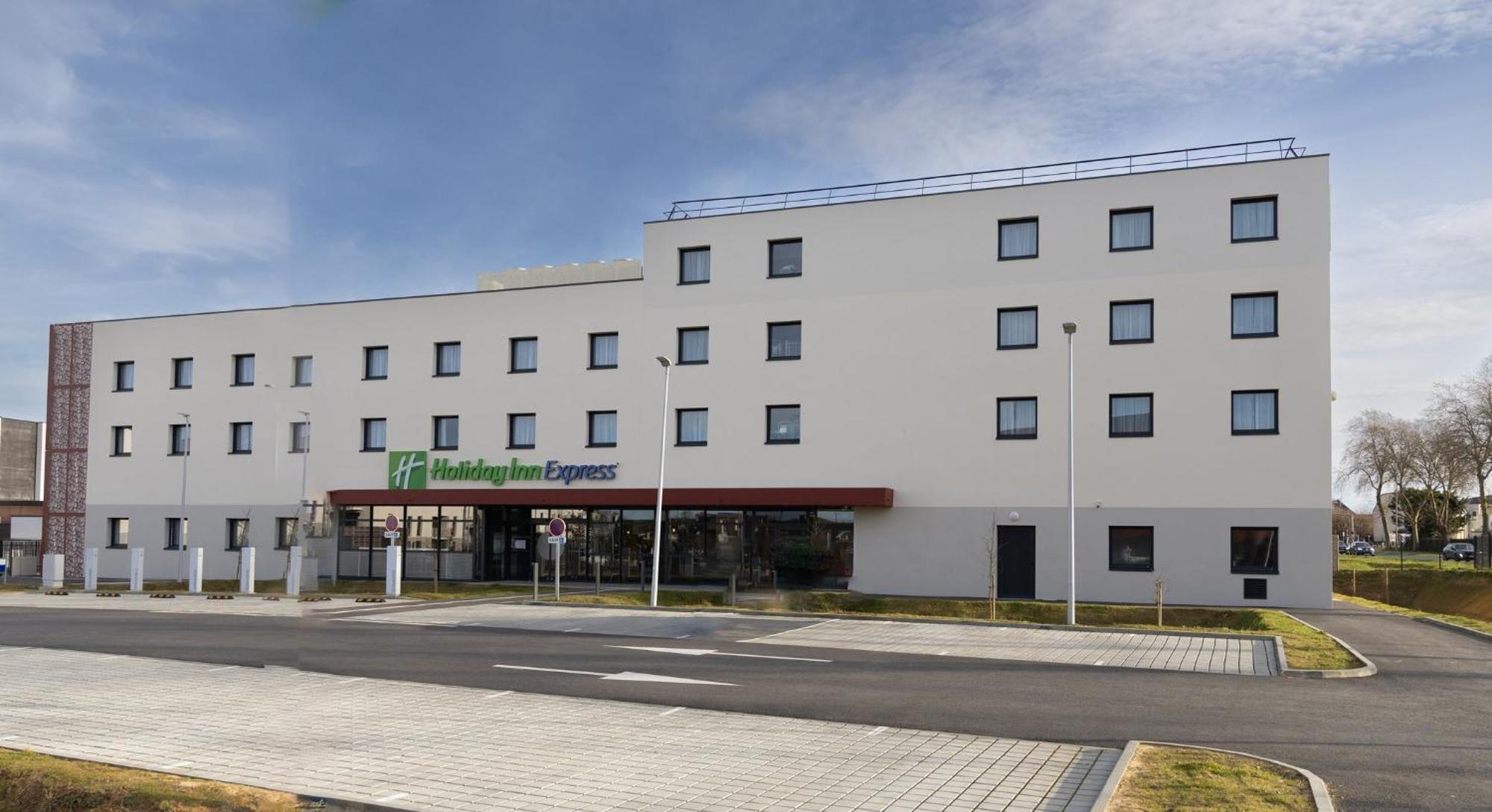 Holiday Inn Express Caen Epron By Ihg Esterno foto